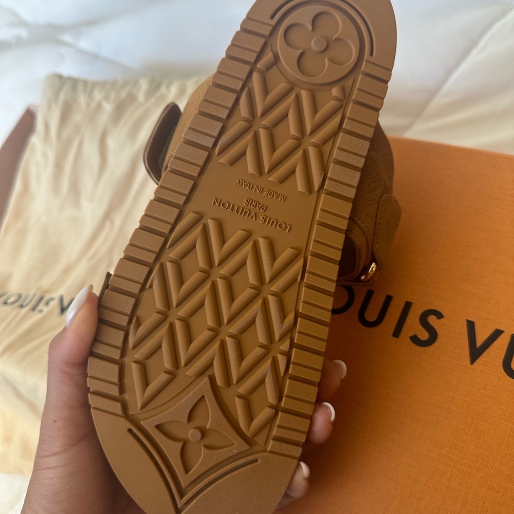 LV bom Dia Flat Comfort Mule - Picture 2 of 10